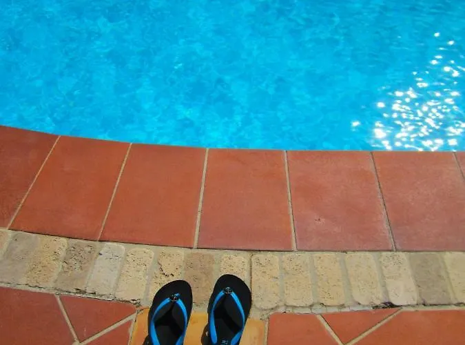 Con Piscina - Appartamentiflarida *